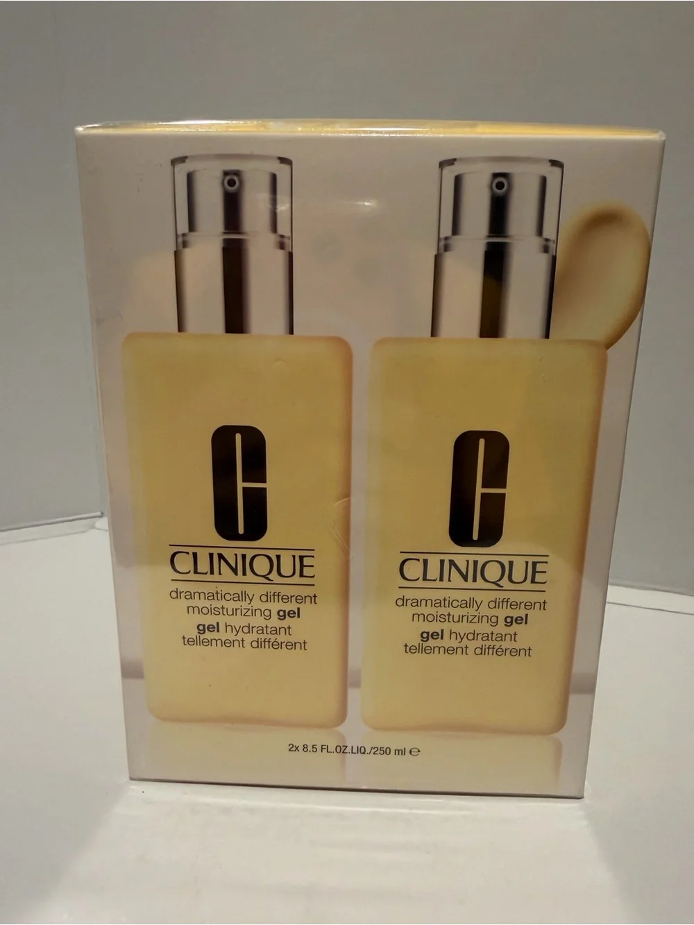 Clinique Dramatically Different Moisturizing Gel Jumbo duo 2X8.5oz/250ml